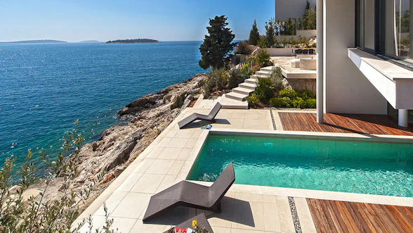 Golden Rays Luxury Villas & Apartments